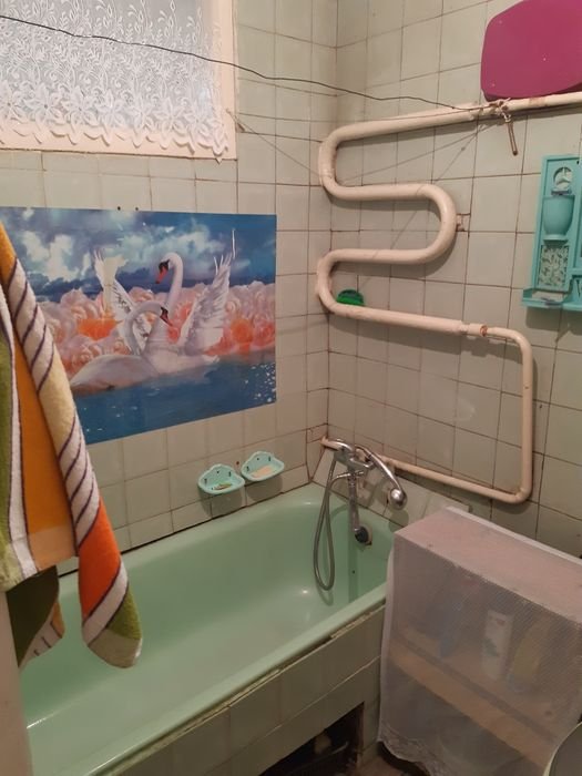 2 к.кв в центрі в.Незалежності г/колонка, меблі, холод, інтернет. - фото 5
