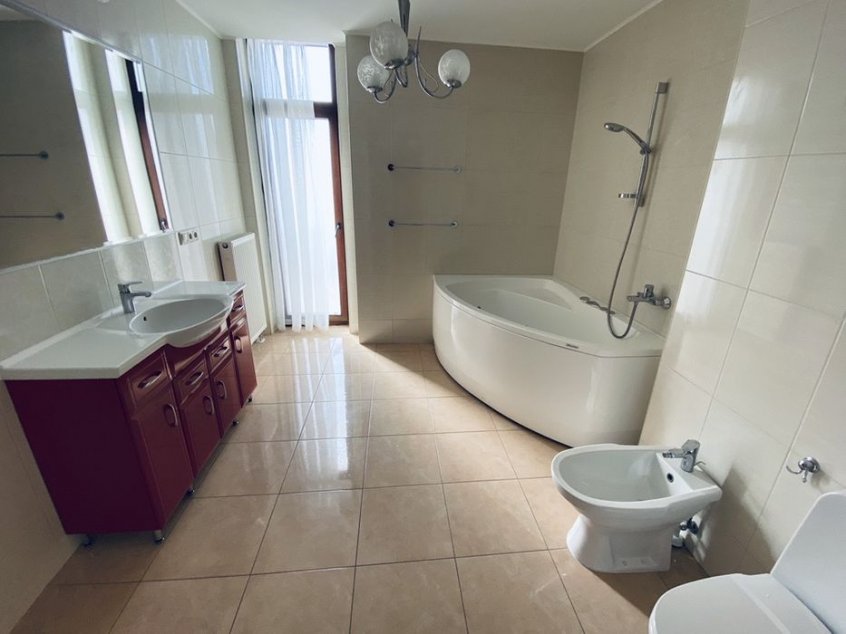 Срочная аренда 4к кв. 204м2 с ПАРКОМЕСТОМ ул. Институтская, 18б - фото 8