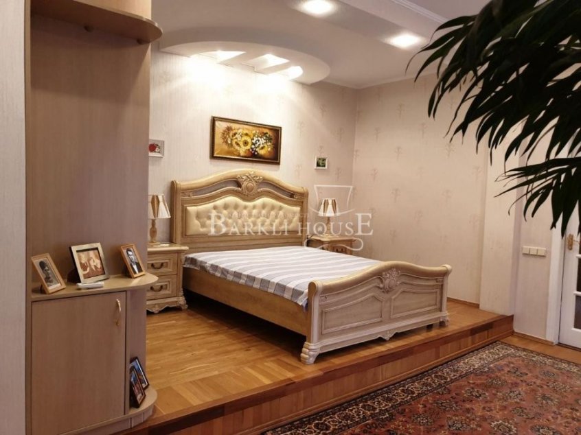 БЕЗ %! Великолепный дом 190 м2, Саратовская, рядом метро Нивки - фото 6