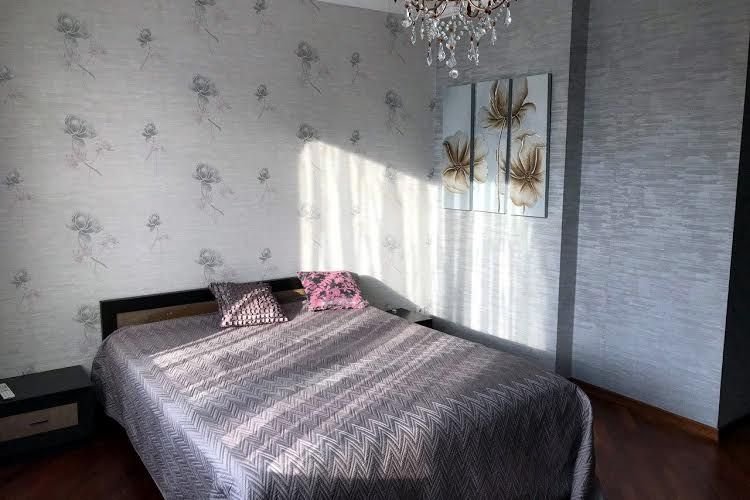 2 ком квартира + Кухня Студия, ул. Пчелки 2 метро Позняки - фото 6