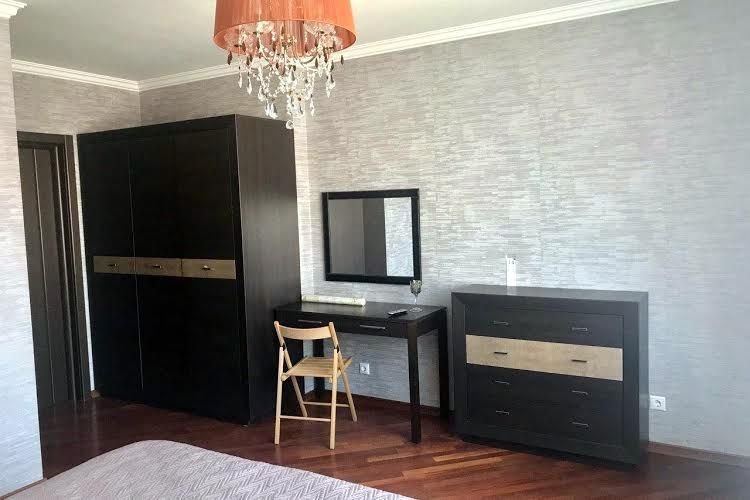 2 ком квартира + Кухня Студия, ул. Пчелки 2 метро Позняки - фото 5
