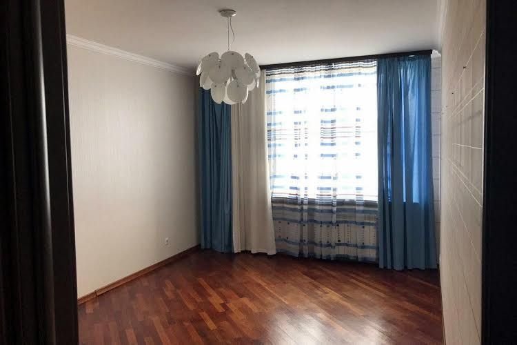 2 ком квартира + Кухня Студия, ул. Пчелки 2 метро Позняки - фото 7